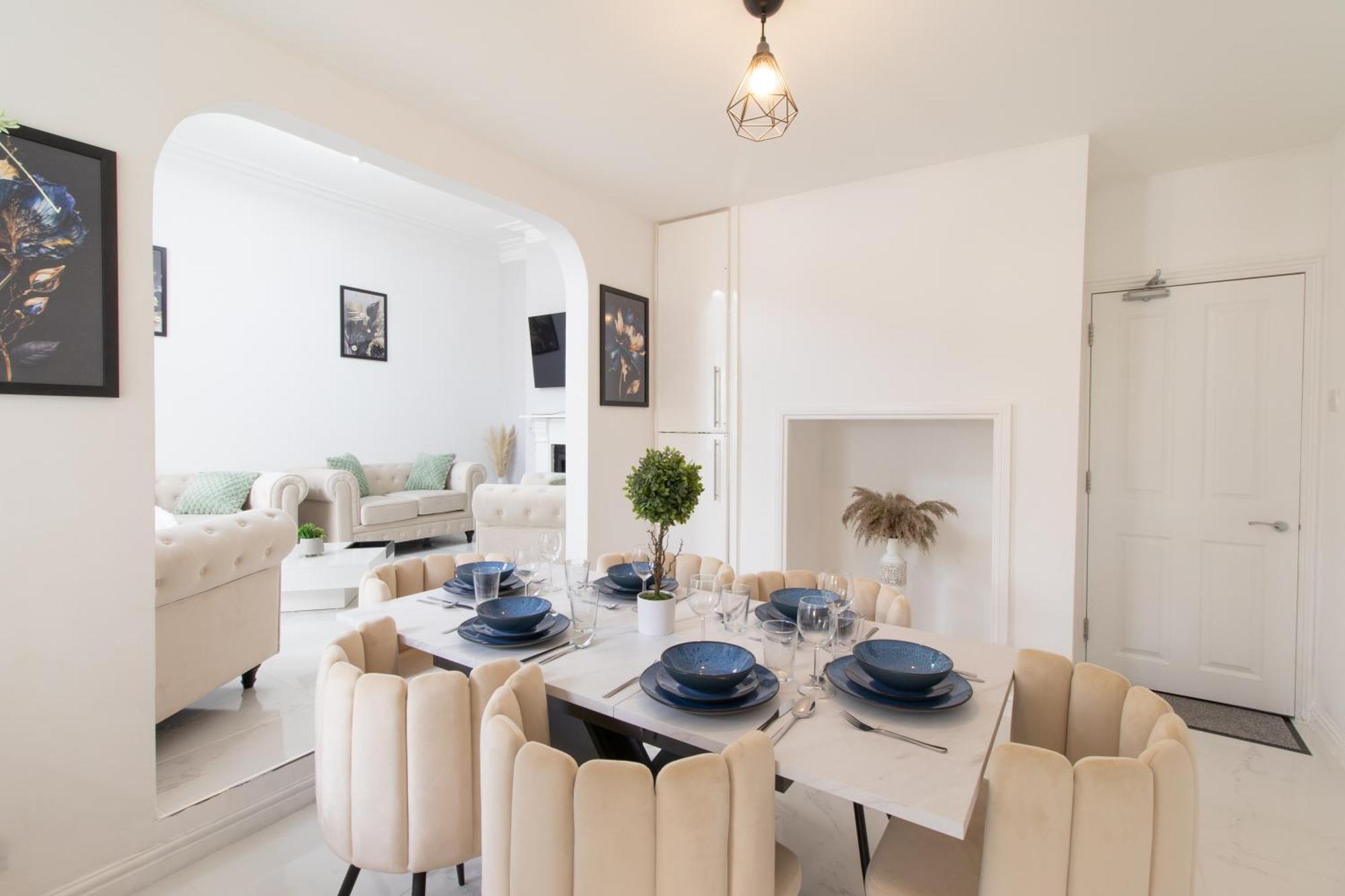 Hébergement de vacances Open Mind - Hottub, 8 Beds & 2 Car Spaces